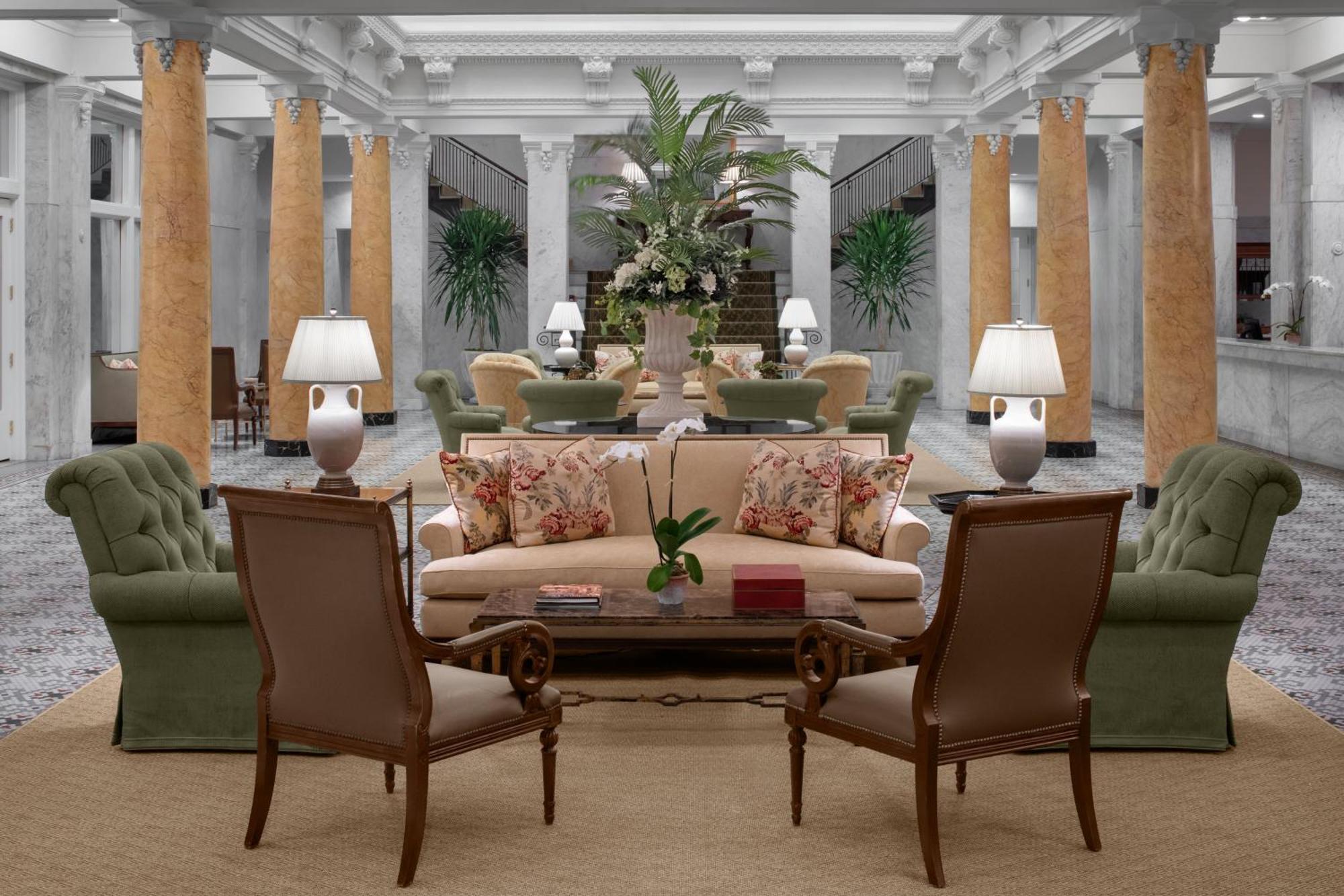 Capital Hotel Литъл Рок Екстериор снимка
