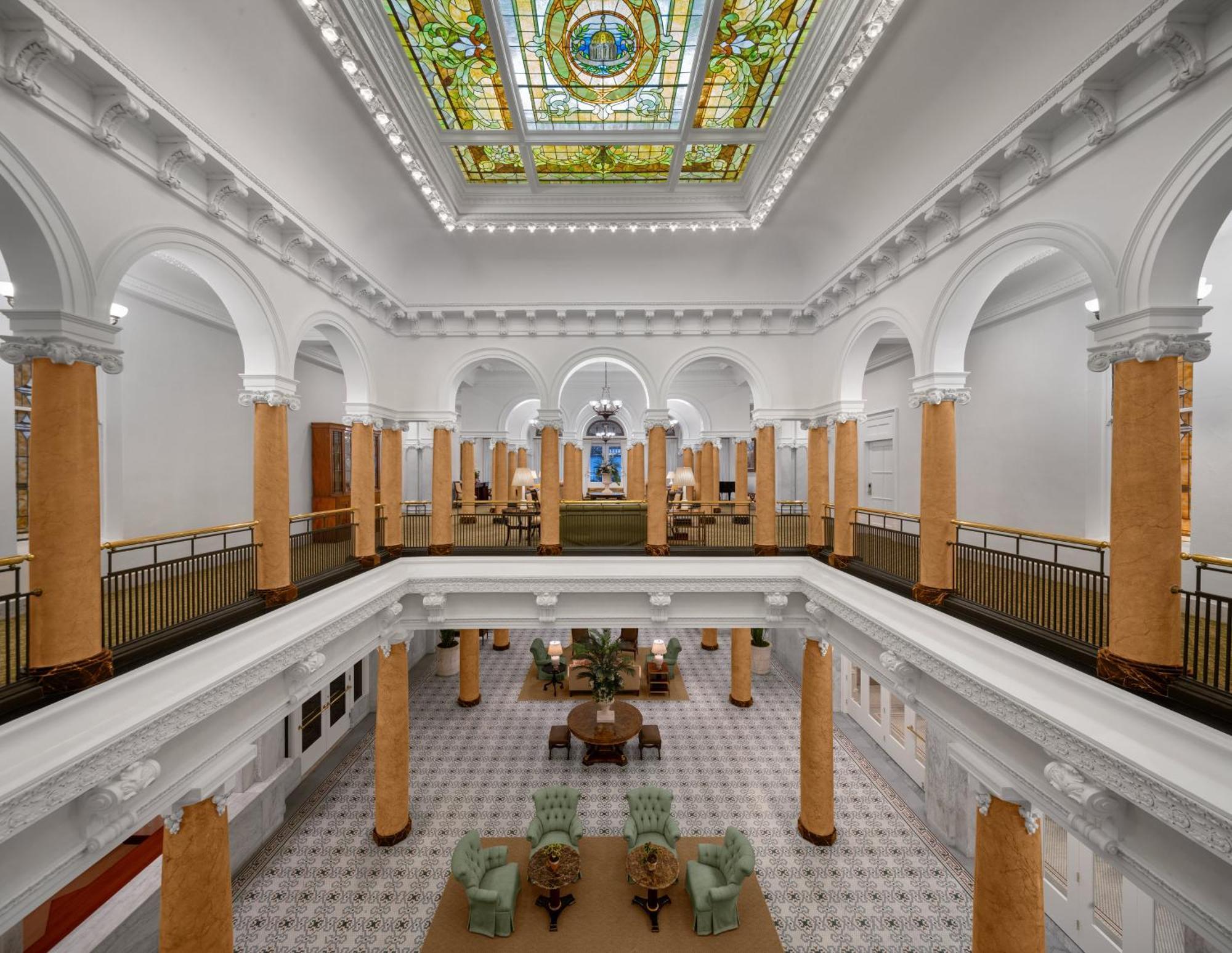 Capital Hotel Литъл Рок Екстериор снимка
