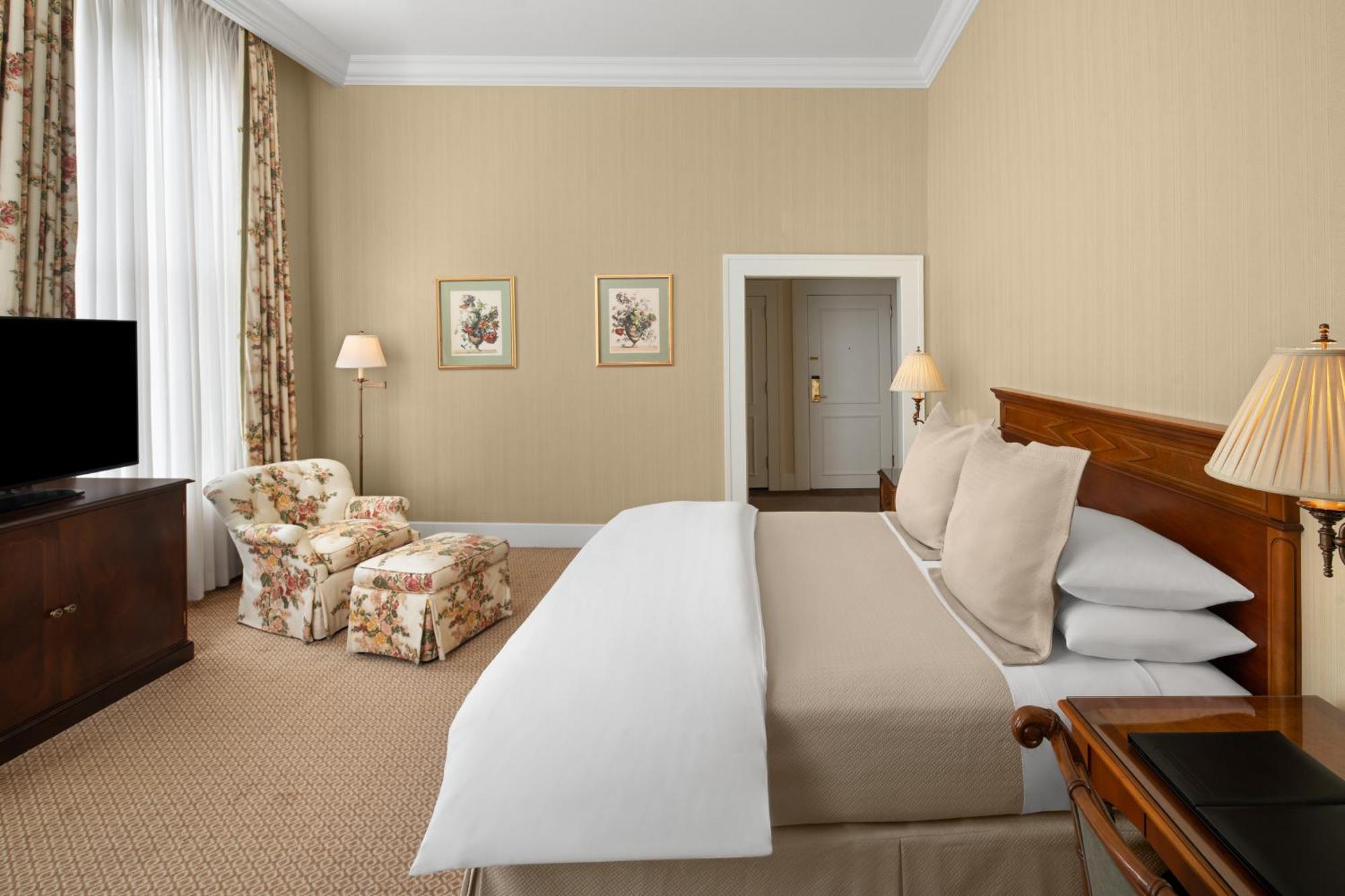 Capital Hotel Литъл Рок Екстериор снимка