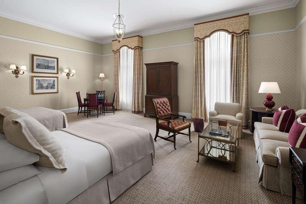Capital Hotel Литъл Рок Стая снимка